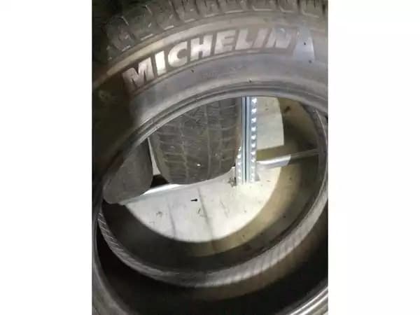 Pneus été 18 235/60 R18 103V - Photo 2