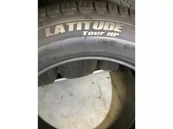 Pneus été 18 235/60 R18 103V - Photo 2