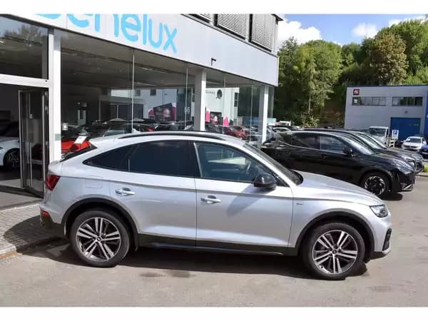 Audi Q5 Sportback 55 TFSIe Quattro S-Line S-Tronic - Photo 2