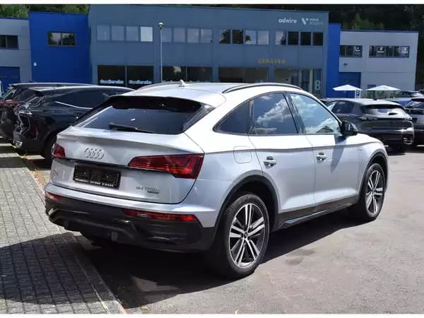 Audi Q5 Sportback 55 TFSIe Quattro S-Line S-Tronic - Photo 3