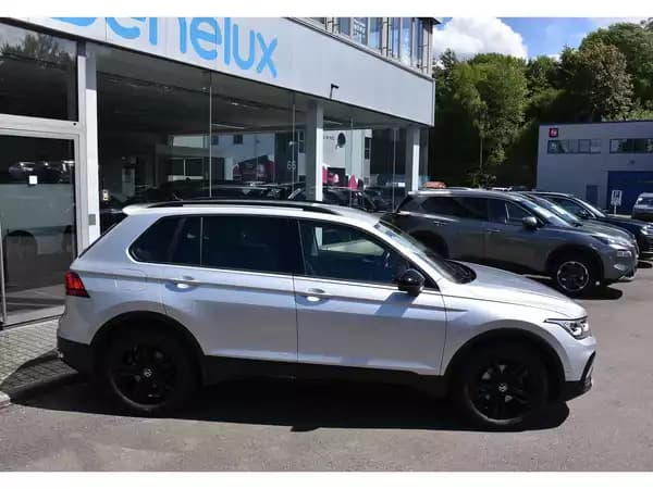 Volkswagen Tiguan 1.5 TSI URBAN SPORT DSG ACC TRAVEL SIDE HUD HARMAN ATT RMQ 1° MAIN - Photo 2