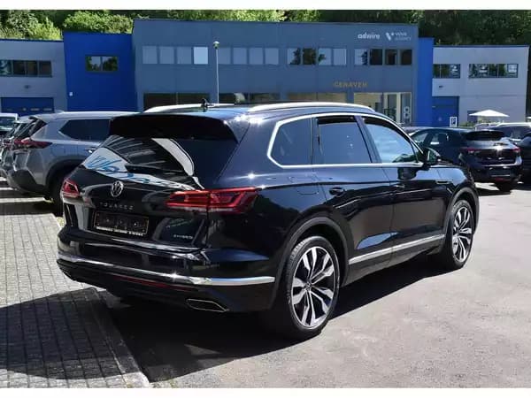 Volkswagen Touareg 3.0 TSI eHybrid PHEV 4Motion Elegance Tiptronic SUSP PNEU CUIR ATT RMQ - Photo 3