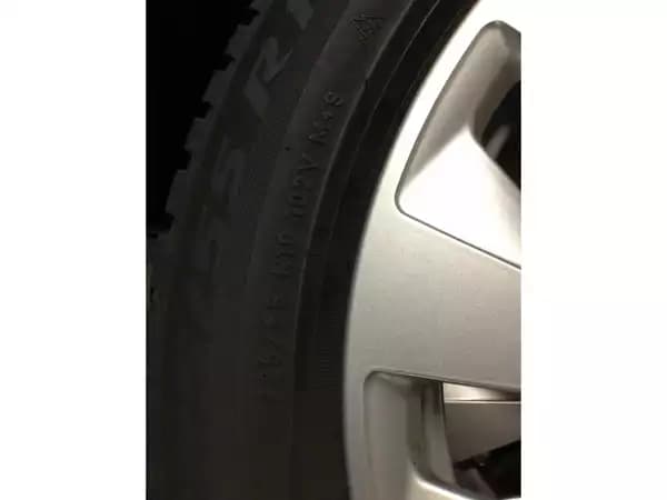 Jantes alu + Pneus hiver 18 225/55 R18 102V - Photo 2