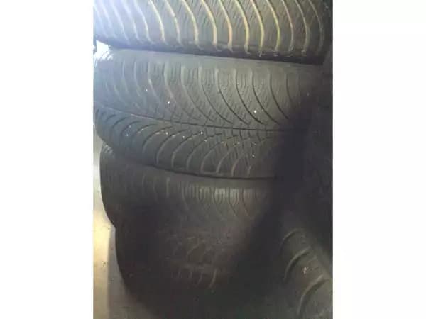 Jantes acier + Pneus toutes saisons 15 195/60 R15 88V - Photo 2