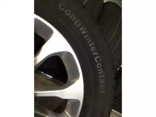 Jantes alu + Pneus hiver 17 215/60 R17 96H - Photo 3