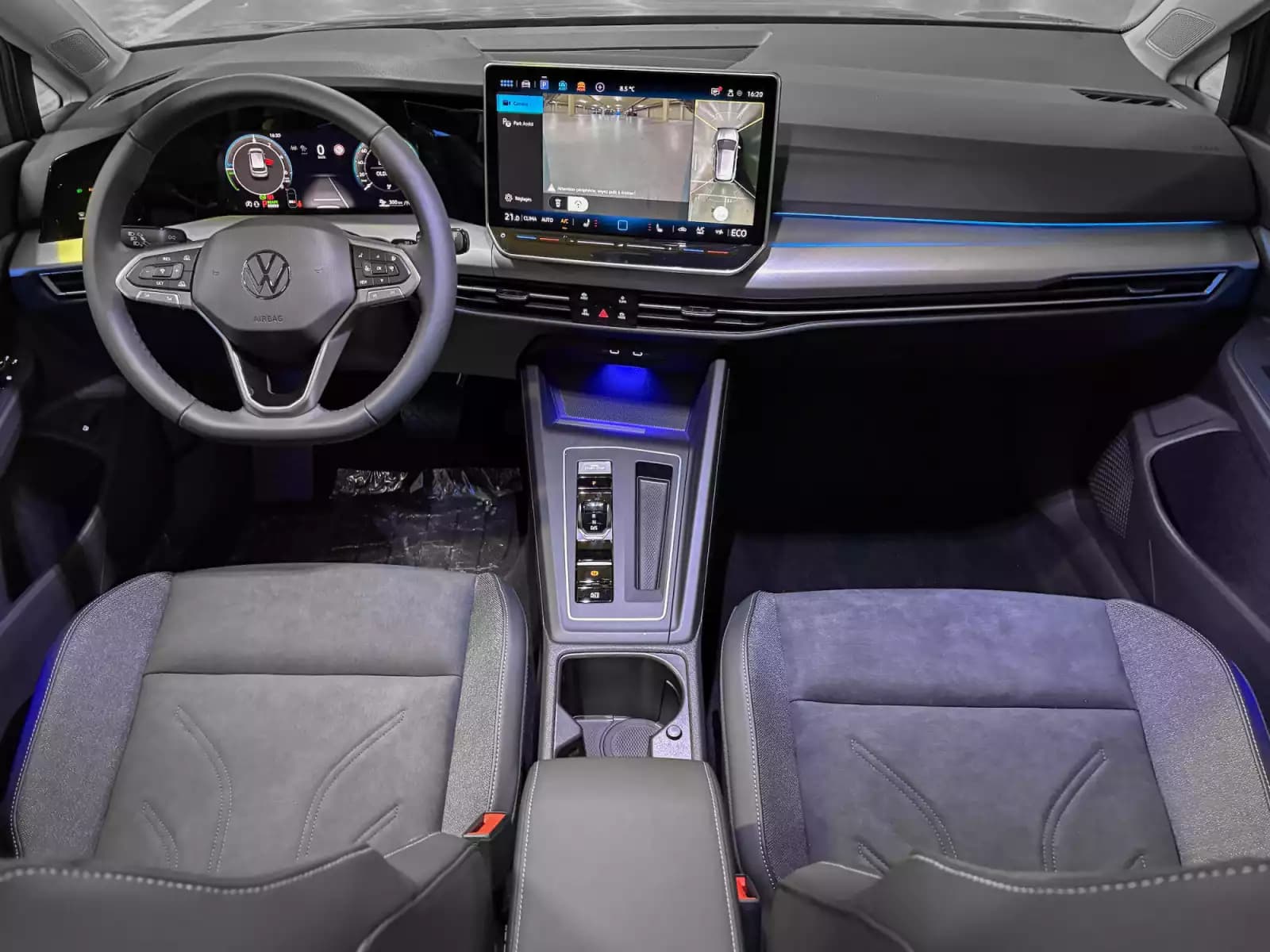 Volkswagen Golf Golf VIII FACELIFT Lim. 1.5 TSI eHybrid 150 kW Life - Photo 1