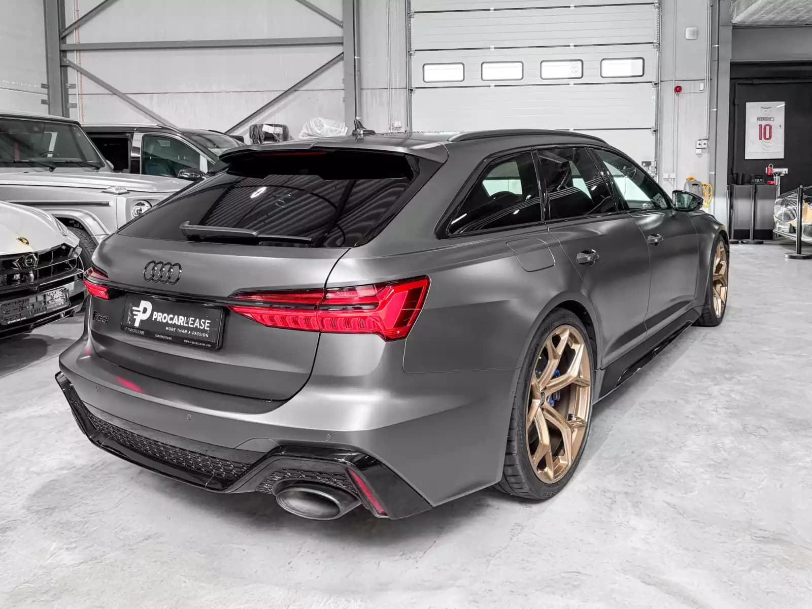 Audi RS6 RS6 Avant PERFORMANCE 4.0 TFSI quattro/22/PANO/KERAMIK/360°/DYN+/VOLL - Photo 1