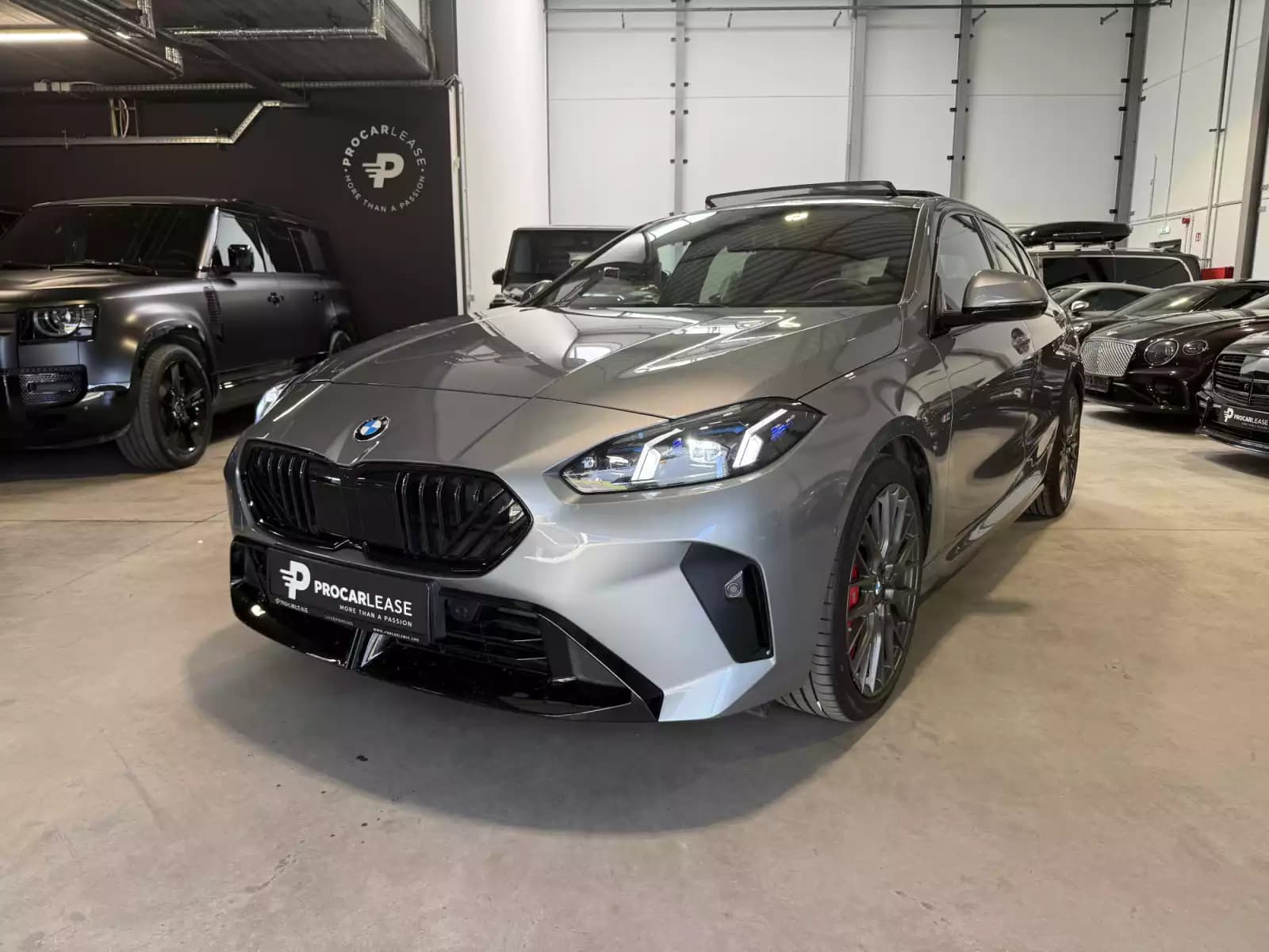 BMW 120 I M SPORT / M SEATS/ - Photo 1