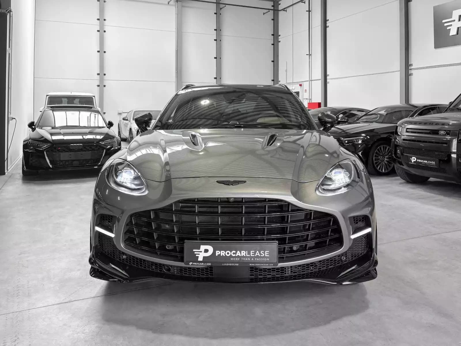 Aston Martin DBX ASTON MARTIN DBX707 °FACELIFT° 4.0 V8 BITURBO - Photo 1