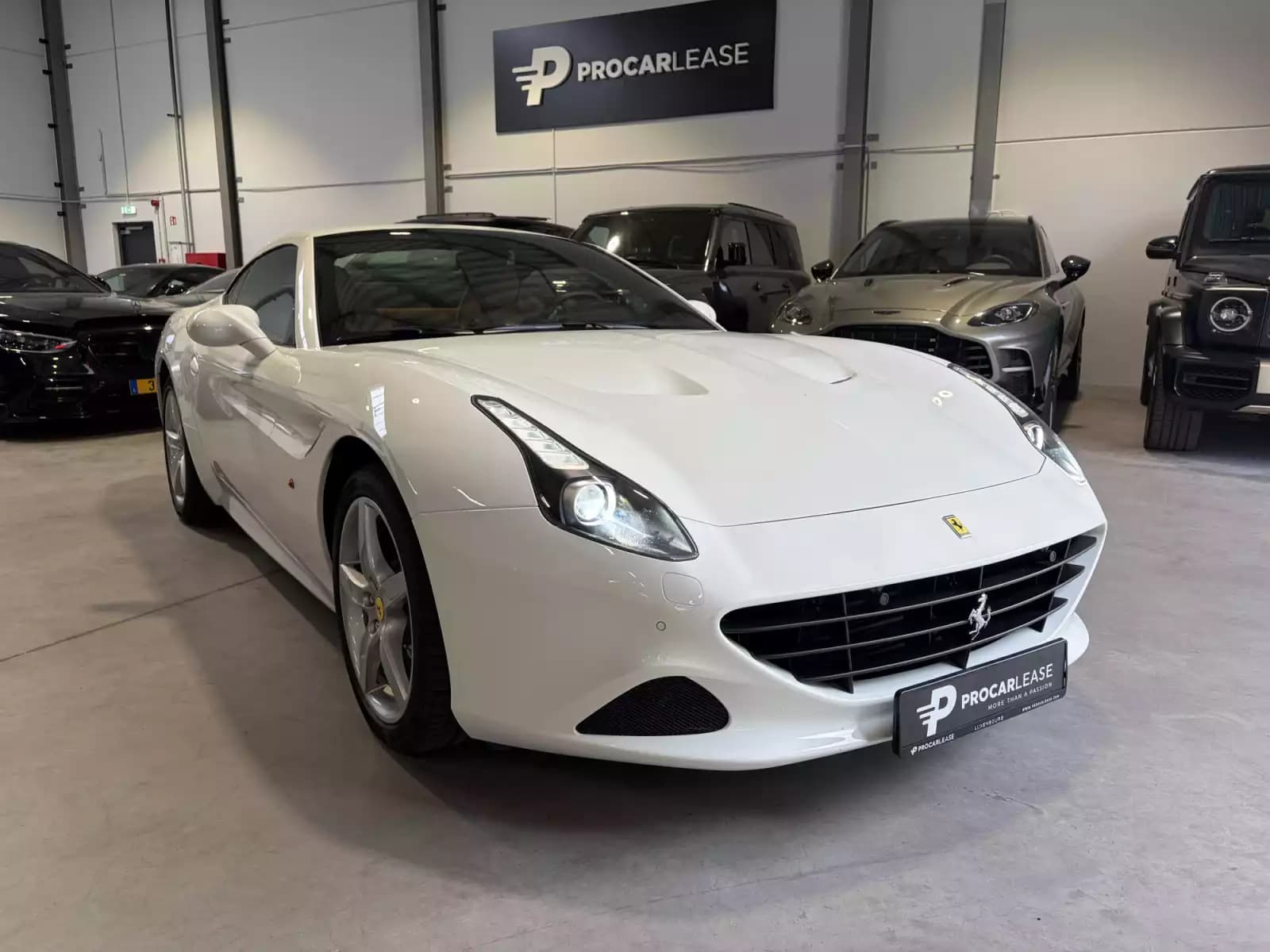 Ferrari California California T / 3.9 V8 / 4-Sitzer / - Photo 1