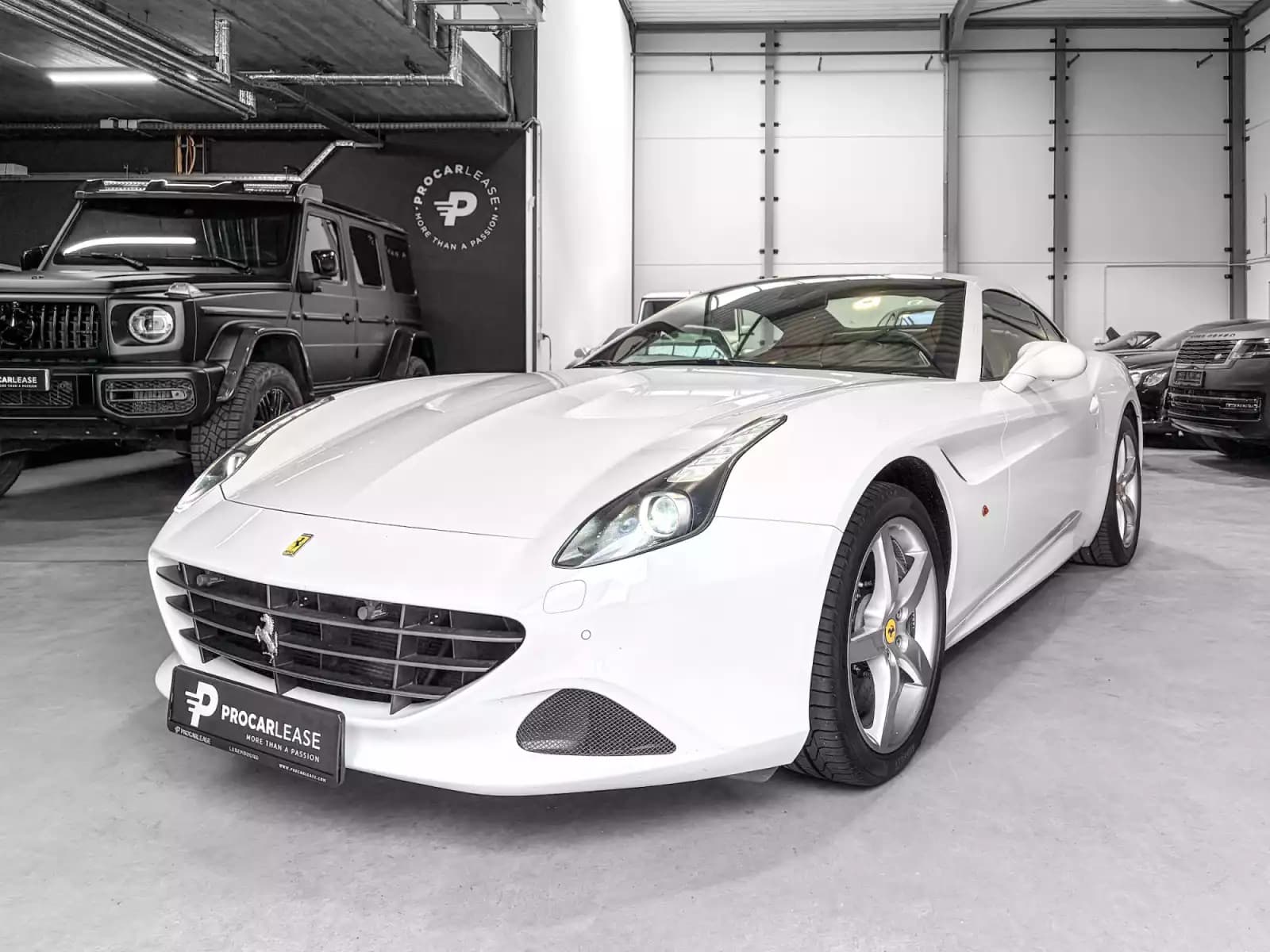 Ferrari California California T / 3.9 V8 / 4-Sitzer / - Photo 1