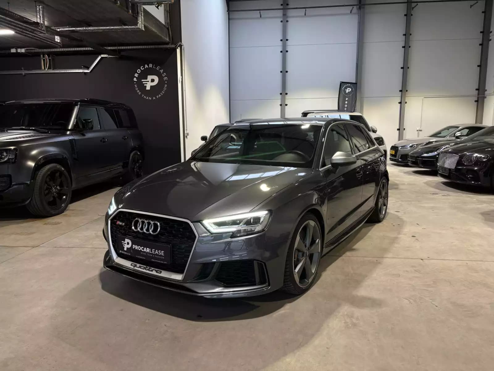 Audi RS3 Sportback 2.5 TFSi Quattro S-Tronic/SUIVI AUDI/GARANTIE - Photo 1