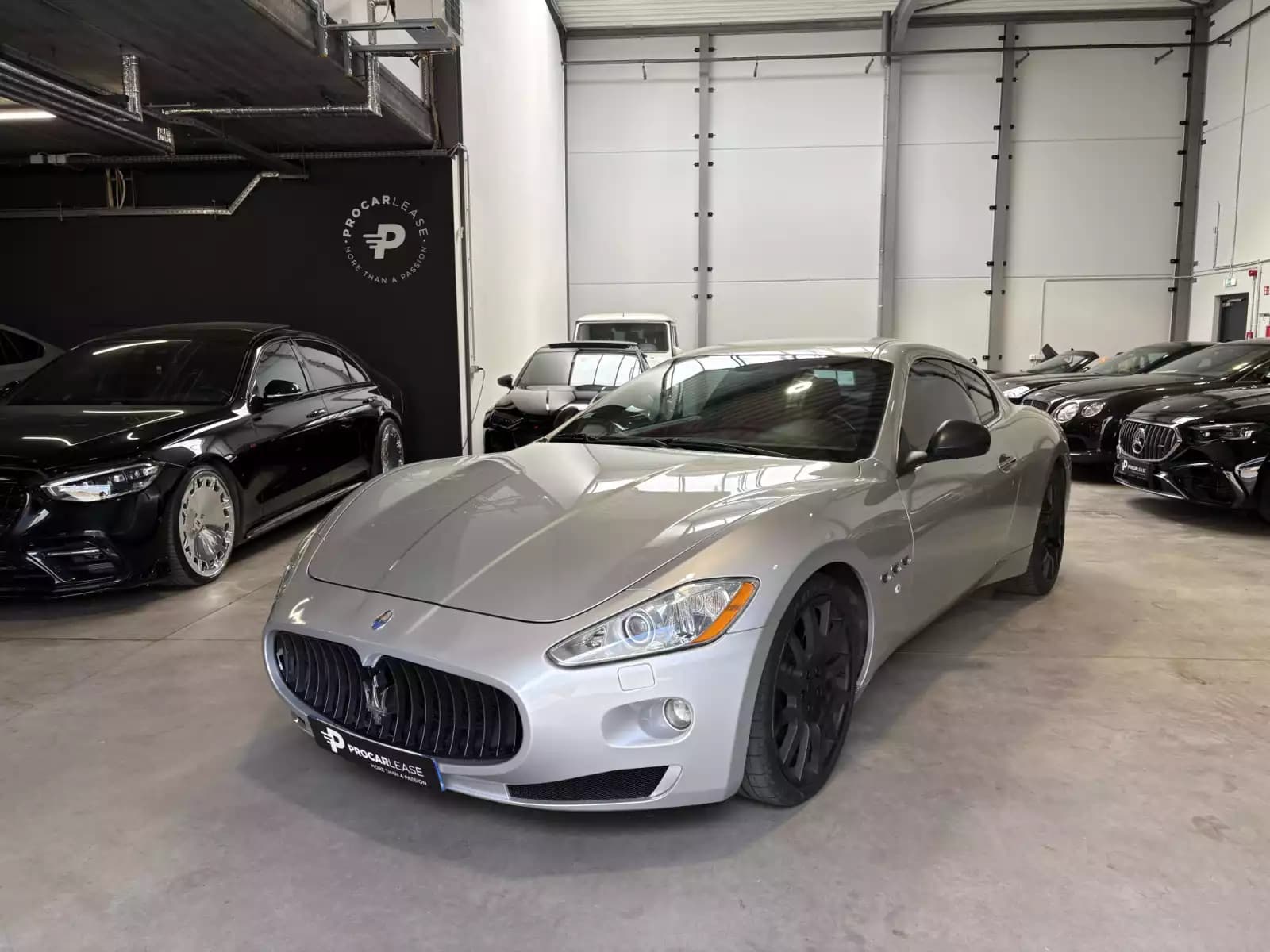 Maserati GranTurismo MASERATI GRANTURISMO 4.2 V8 405 CV/GPS/CUIR/Xénon/ - Photo 1