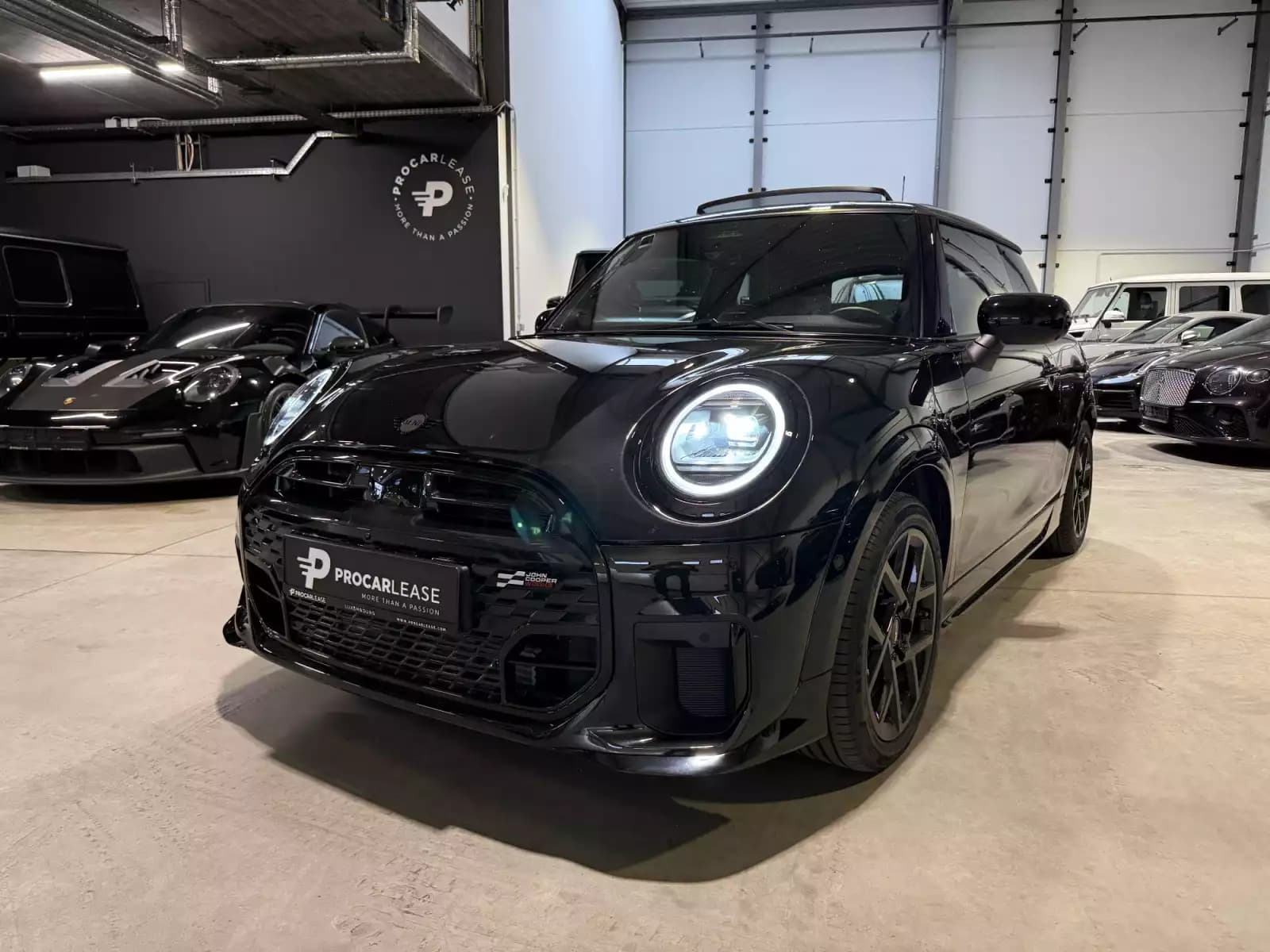 MINI Cooper C Cooper C/John Cooper Works/17/HEADUP/PANORAMA/YOURS/VOLL - Photo 1