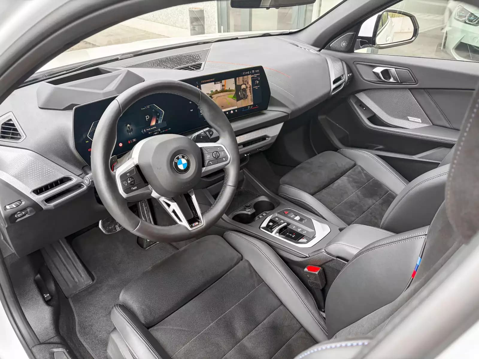 BMW 120 120 i Limousine 120 M Sport/Mild Hybride - Photo 1