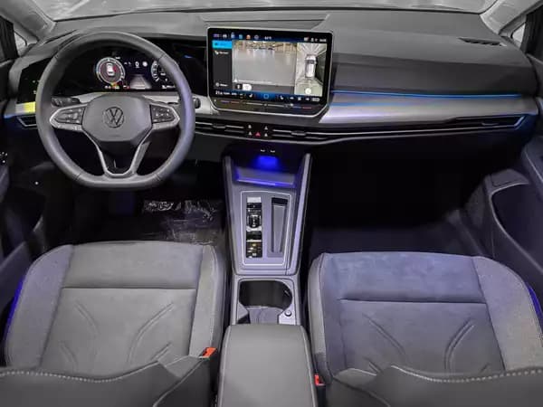 Volkswagen Golf Golf VIII FACELIFT Lim. 1.5 TSI eHybrid 150 kW Life - Photo 2