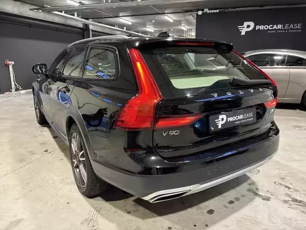 Volvo V90 Cross Country Pro AWD/PANO/19/360/HUP.D/MALUS PAYE - Photo 2