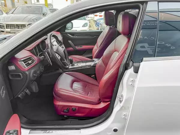 Maserati Ghibli 3.0 V6 S  Q4 Automatik/ Xénon/Camera/Carbonne/20/Leder/VOLL - Photo 3