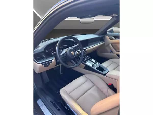 Porsche 911 992 CARRERA 4 - Photo 3
