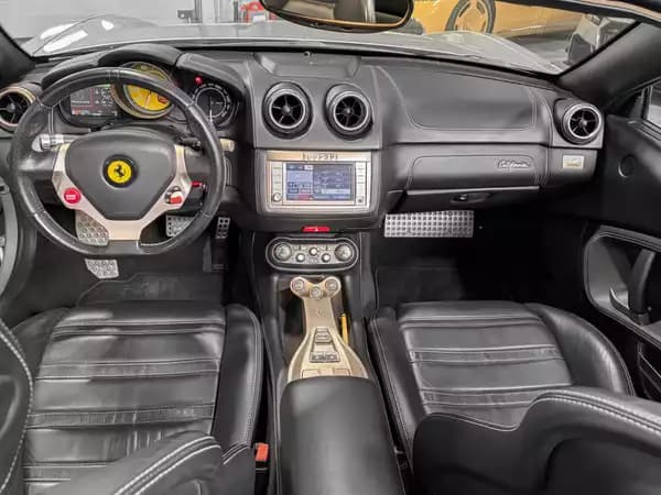 Ferrari California 4.3 V8/20'/FULL SERVICE FERRARI/EXCLUSIVE - Photo 2