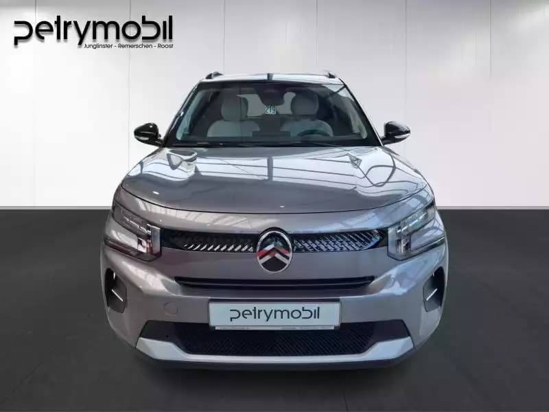 Citroën C3 and ë- IV Max - Photo 1