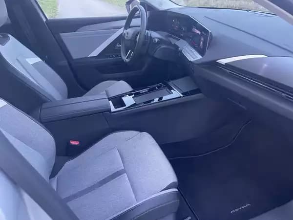 Opel Astra Sports Tourer Business Elegance - Photo 2