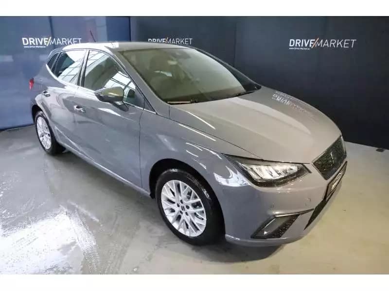 SEAT Ibiza Xcellence - Photo 1