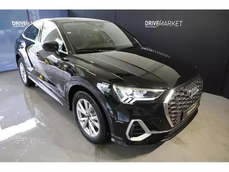 Audi Q3 Sportback S line - Photo 1