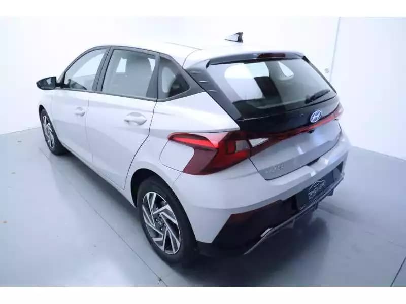 Hyundai i20 - Photo 1