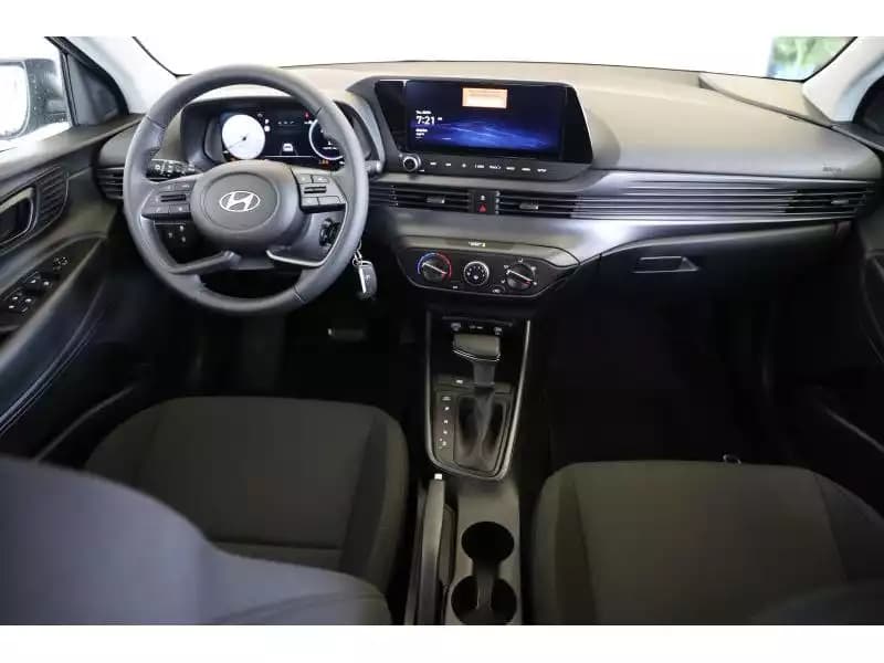 Hyundai i20 - Photo 1