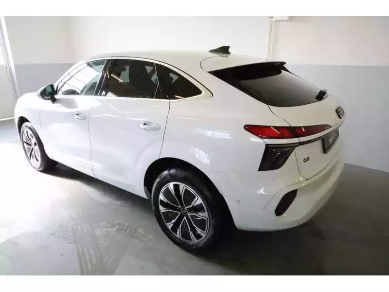 Audi Q3 Sportback - Photo 1