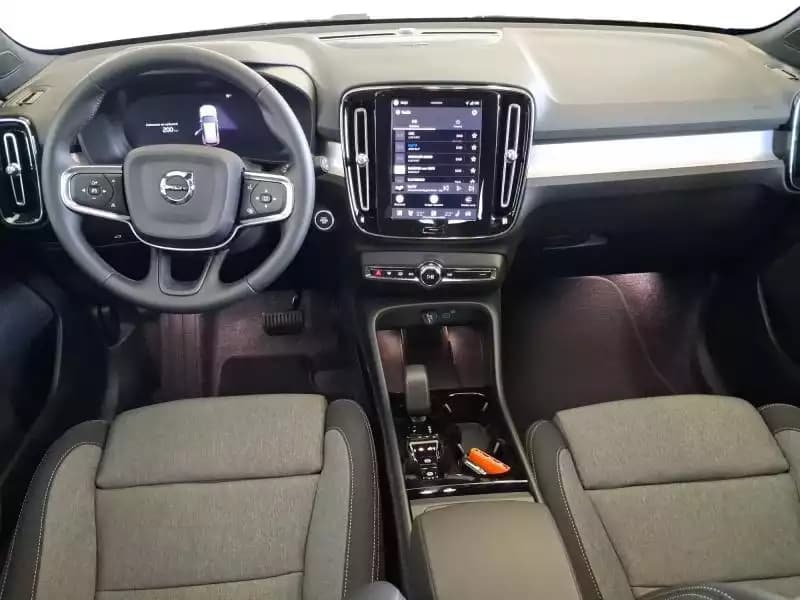 Volvo XC40 Dark - Photo 1