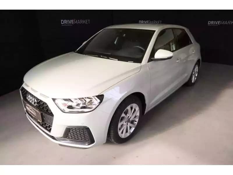 Audi A1 Advanced - Photo 1