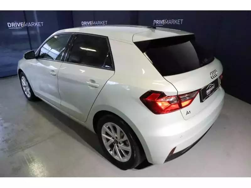 Audi A1 Advanced - Photo 1