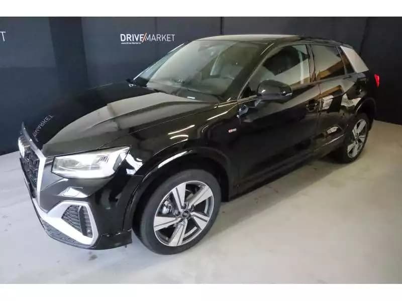 Audi Q2 S line - Photo 1