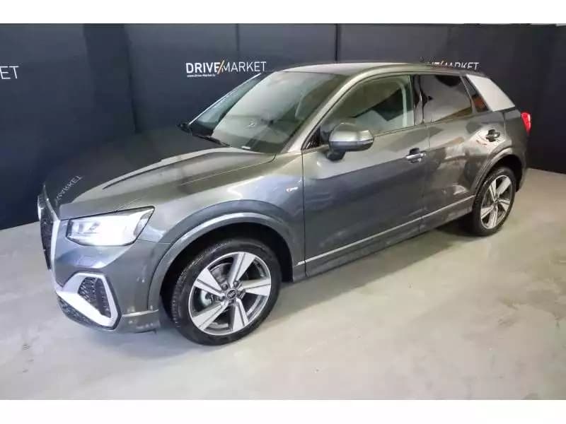 Audi Q2 S line - Photo 1
