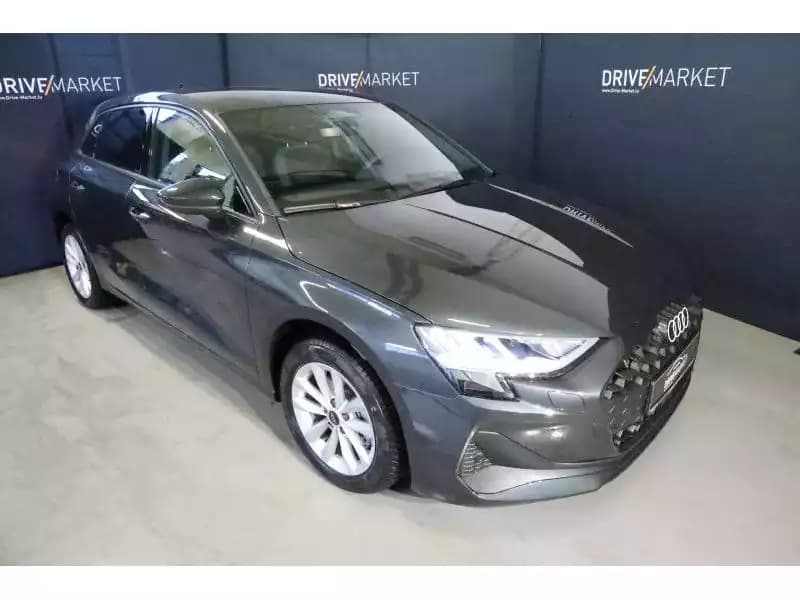 Audi A3 Sportback - Photo 1