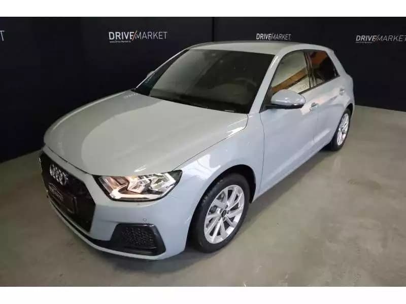Audi A1 Advanced - Photo 1