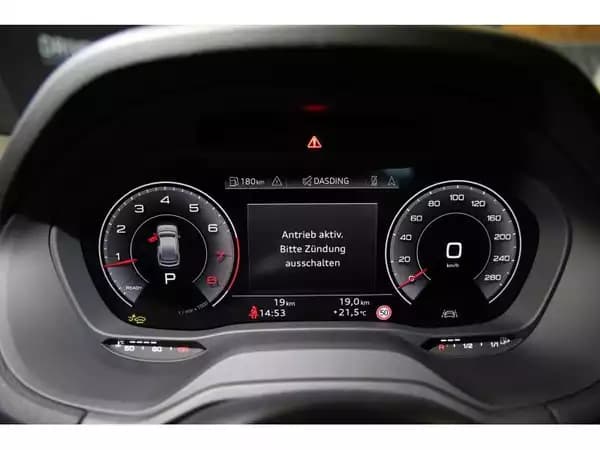 Audi Q2 35 TFSI S Tronic - Photo 3