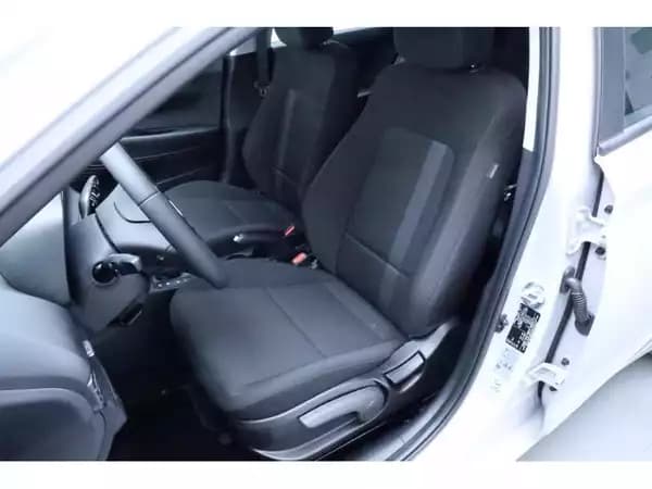 Hyundai i20 - Photo 3