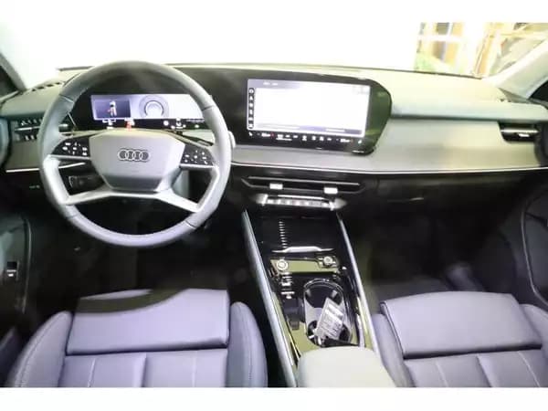 Audi Q3 Sportback - Photo 2