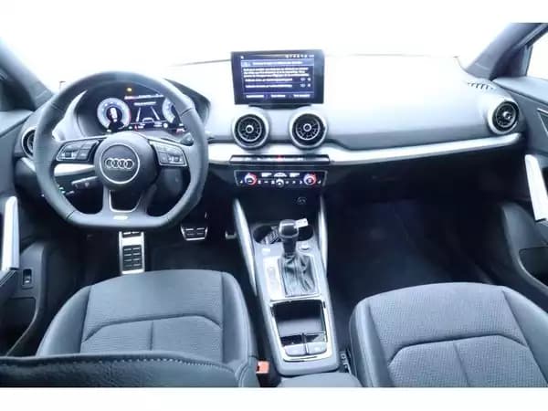 Audi Q2 S line - Photo 2