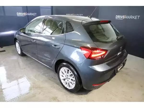 SEAT Ibiza Xcellence - Photo 2