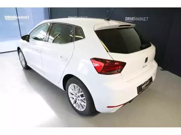 SEAT Ibiza XcEllence - Photo 2