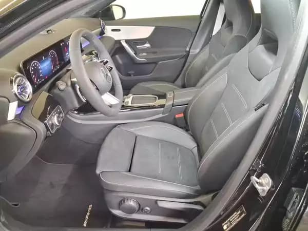 Mercedes-Benz A 200 AMG Line - Photo 3