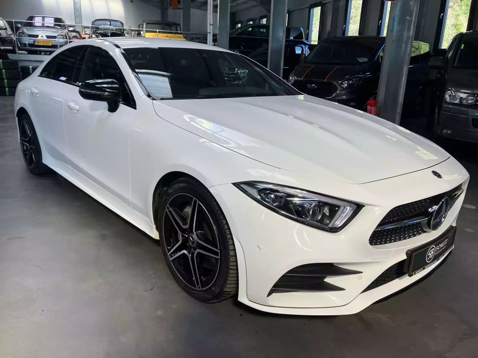 Mercedes-Benz CLS 300 Coupé AMG-Line - Photo 1
