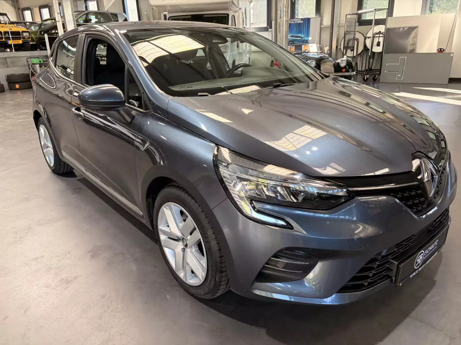 Renault Clio 1.5 dCi 90HP - Photo 1