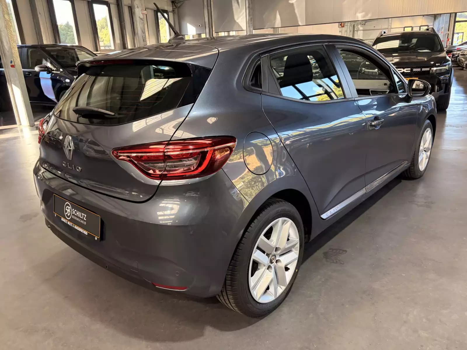 Renault Clio 1.5 dCi 90HP - Photo 1