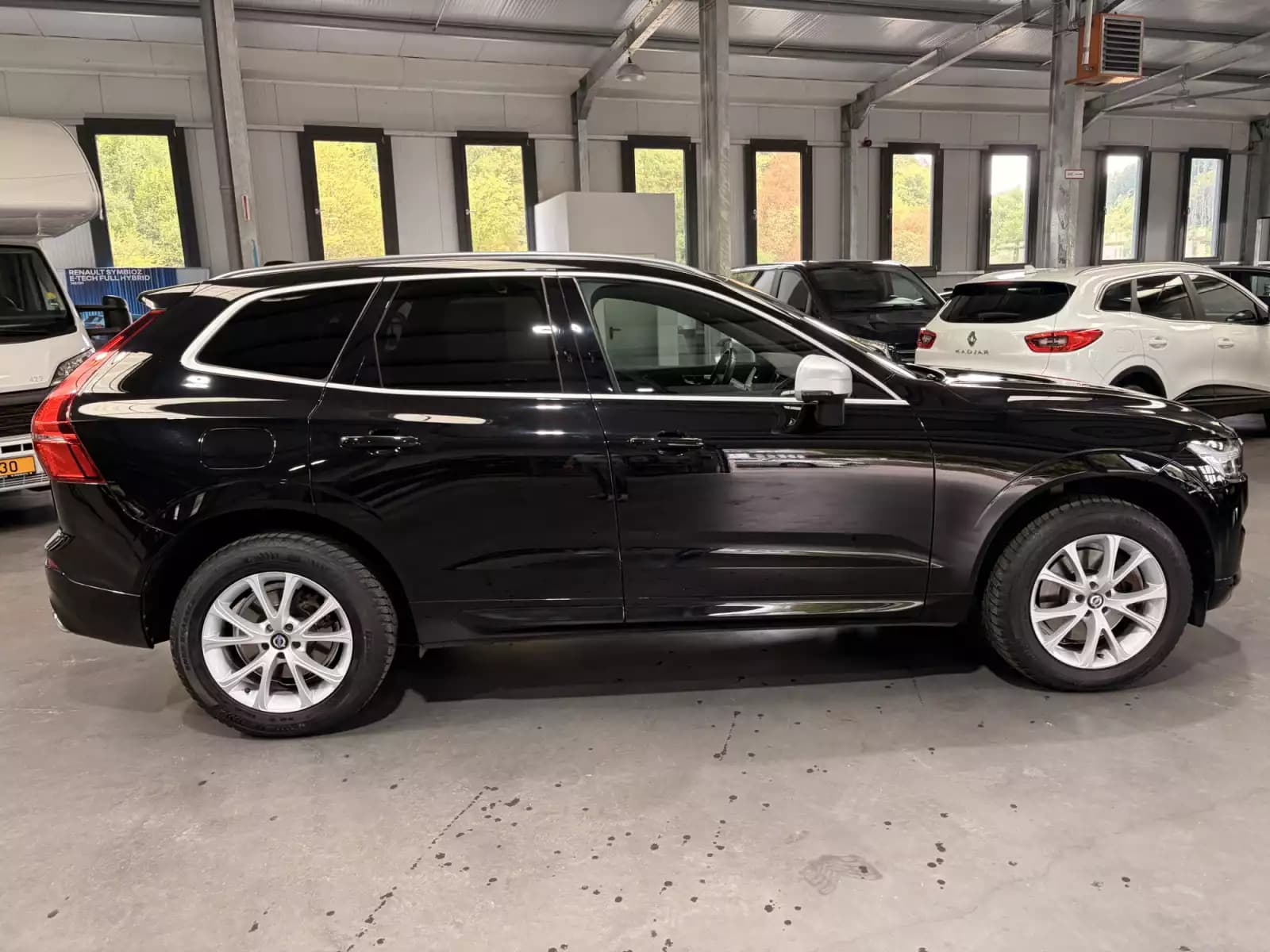 Volvo XC60 2.0 R-Design AWD 250HP - Photo 1