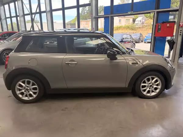 MINI Cooper 1.5 Essence 136HP - Photo 2